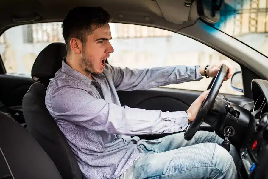Some Common Ways How A Driver Becomes Distracted