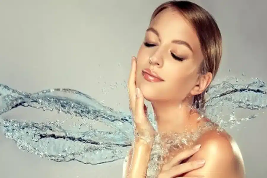 Hydration vs. Moisture: What Your Dry Skin Really Needs to Thrive