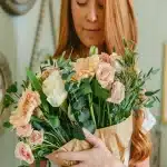 How Global Flower Delivery Works From Order to Doorstep