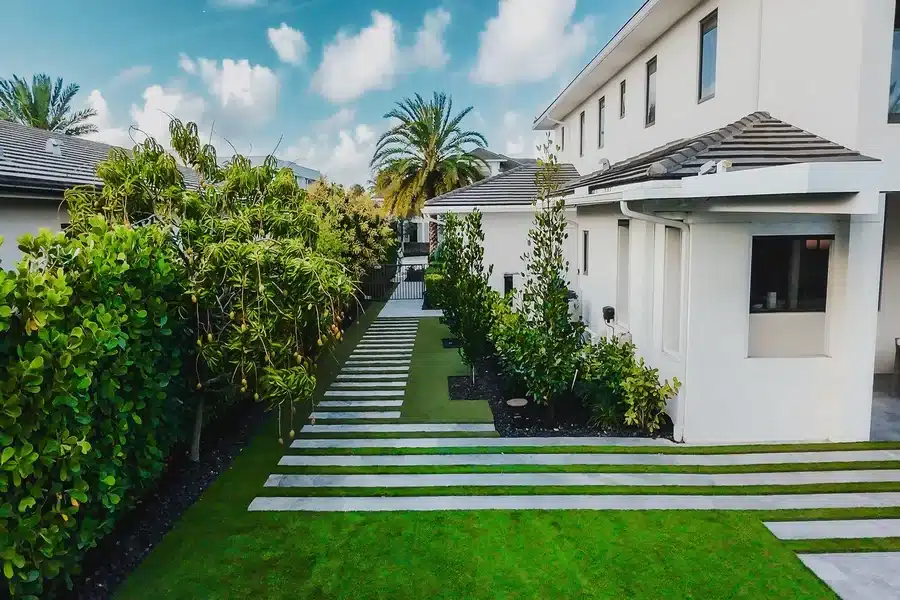 Why More Homeowners Are Investing in Outdoor Green Spaces
